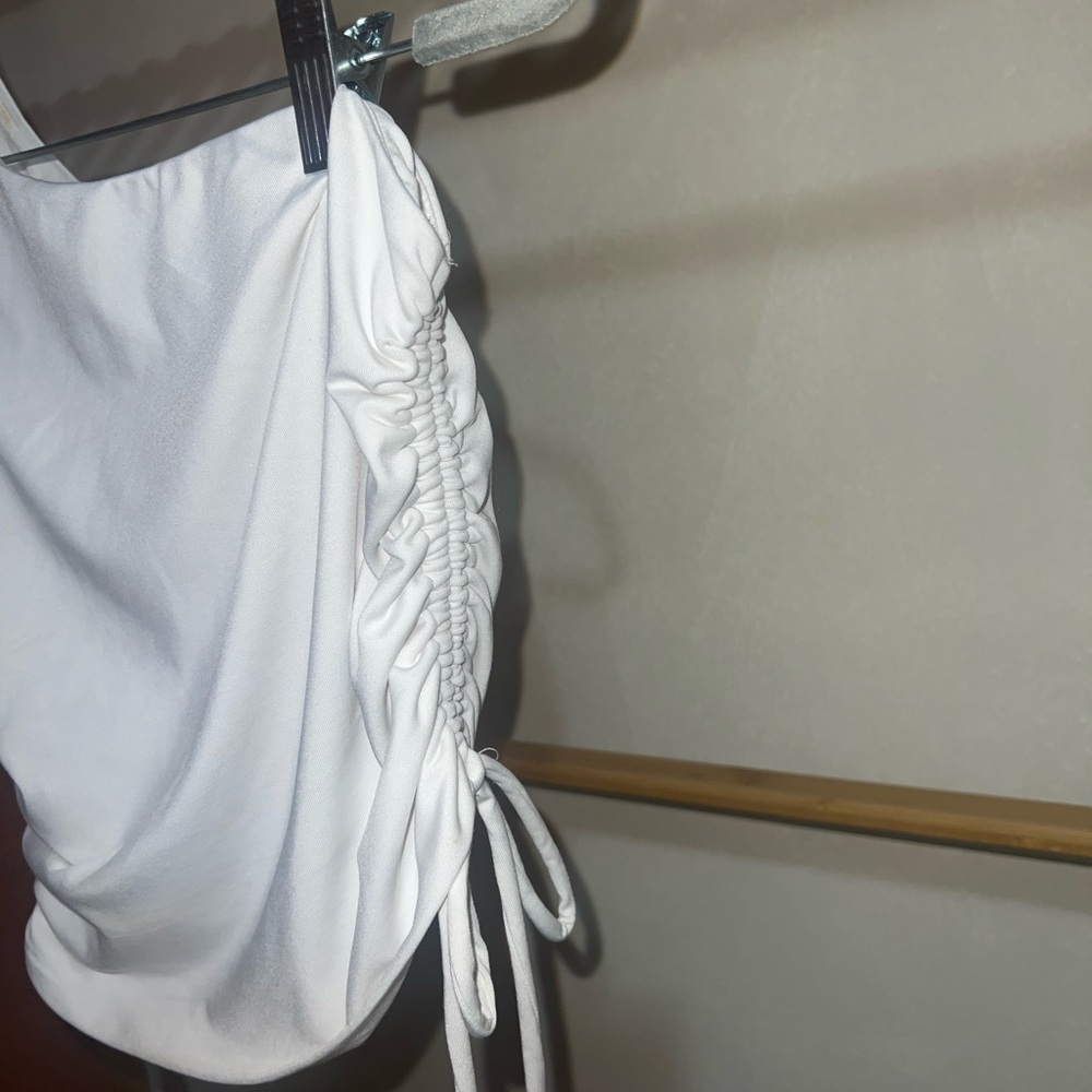 One-Shoulder Rouched Top - Picture 2 of 4